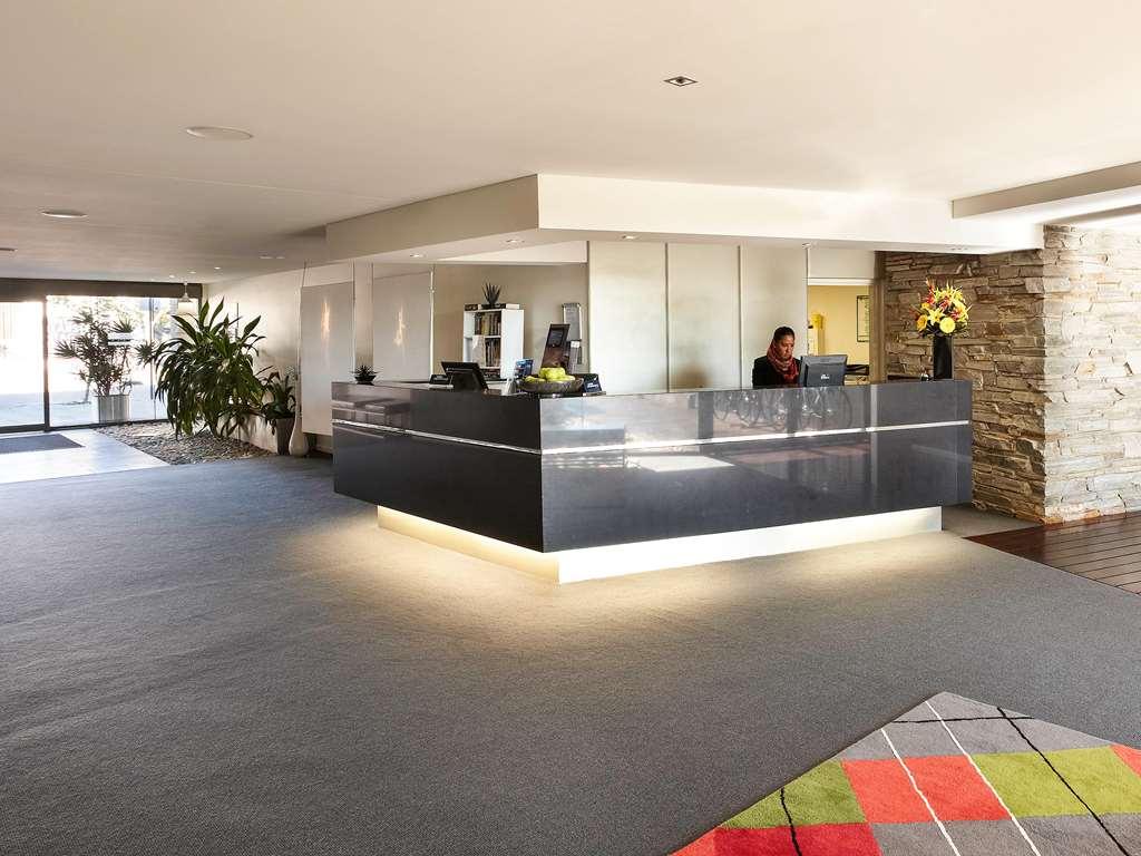 East Perth Suites Hotel Bagian luar foto