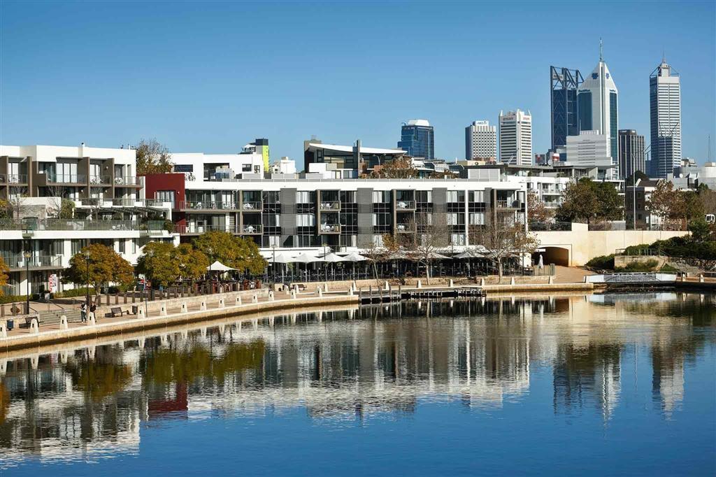 East Perth Suites Hotel Bagian luar foto