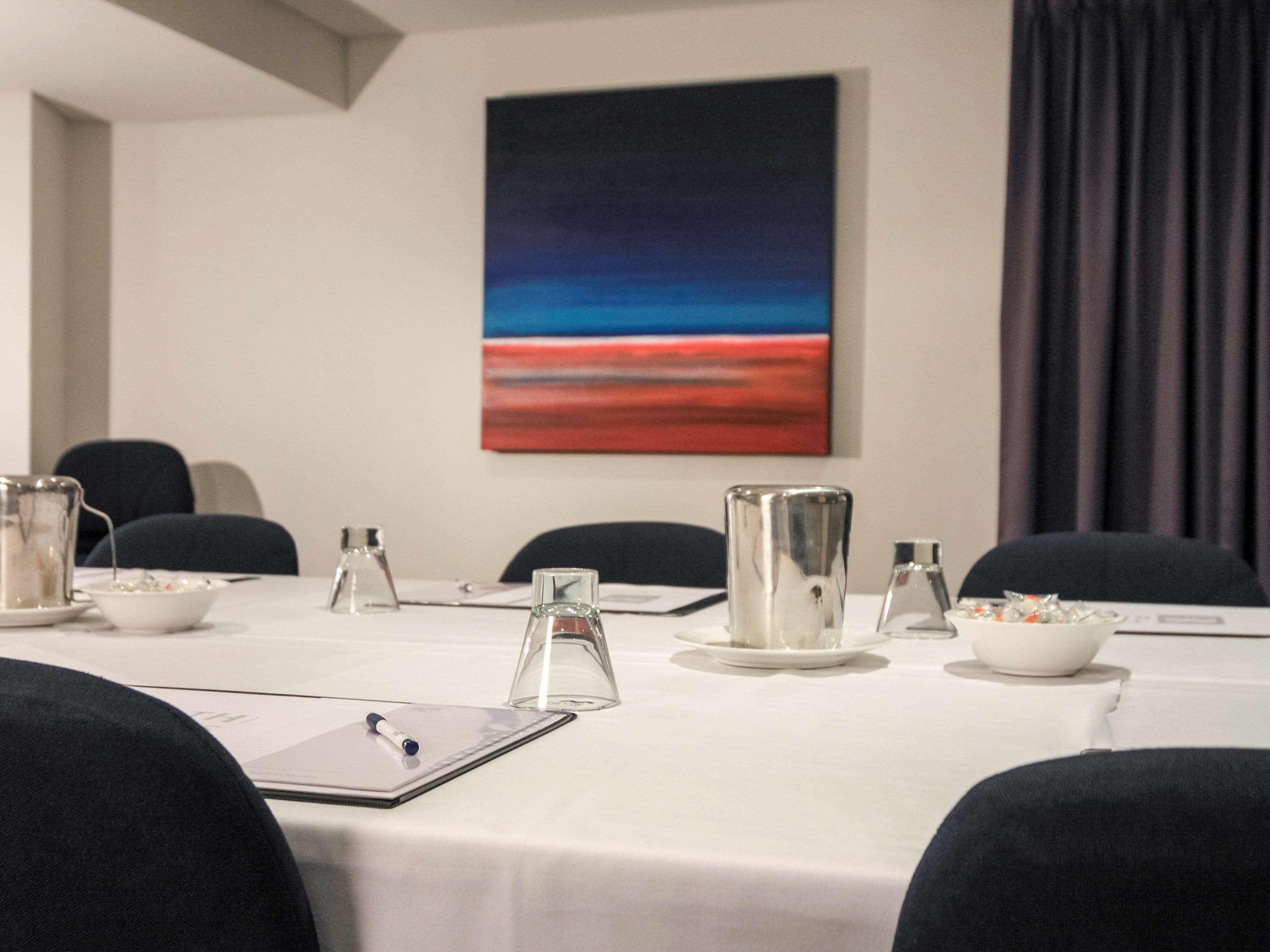 East Perth Suites Hotel Bagian luar foto