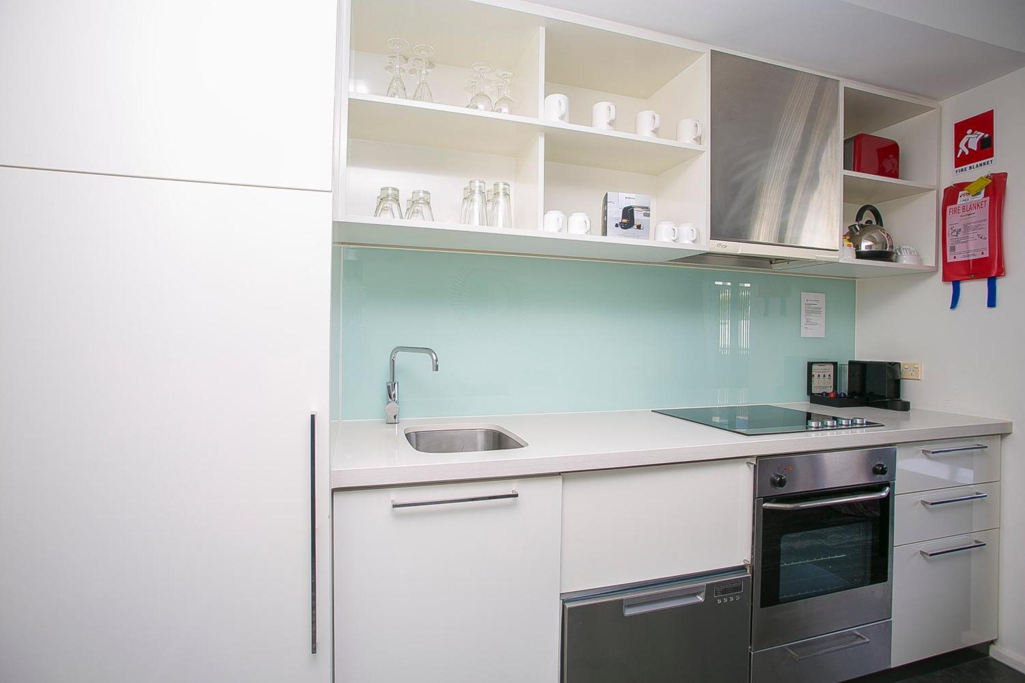 East Perth Suites Hotel Bagian luar foto