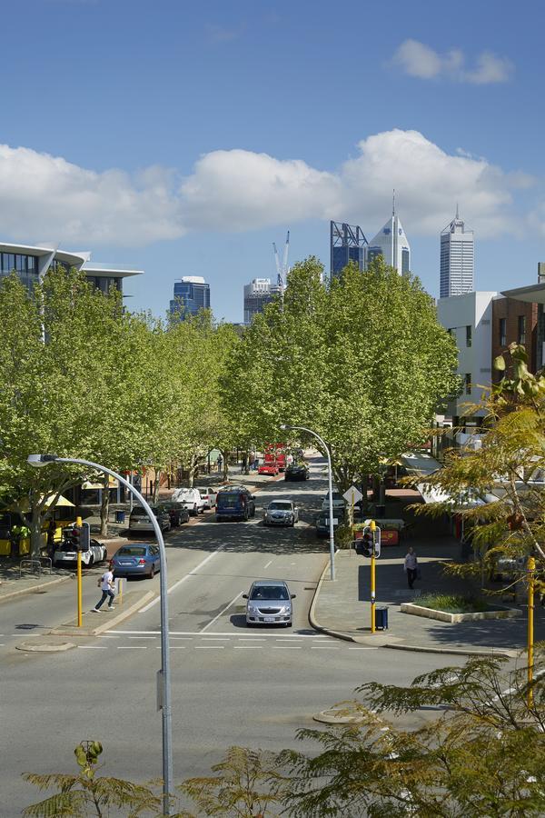 East Perth Suites Hotel Bagian luar foto